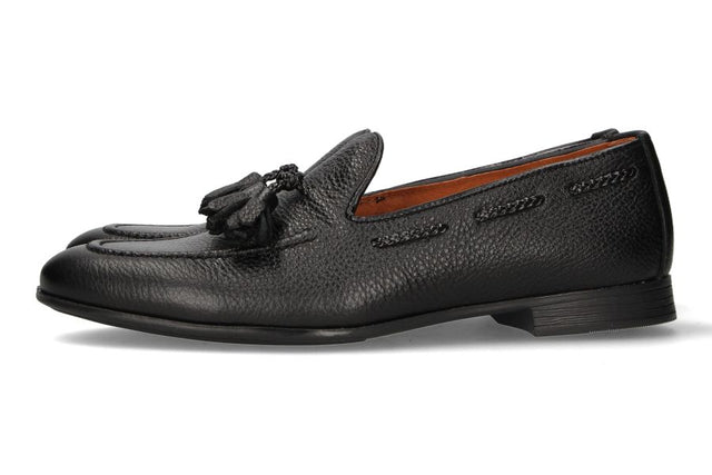 Black Tassel Shoe