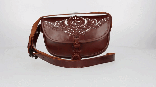 Rociero Leather Bag White Thread with Strap Valverde del Camino