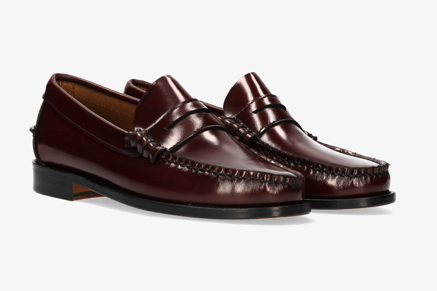 Mocasín con Antifaz Burdeos Suela de Cuero