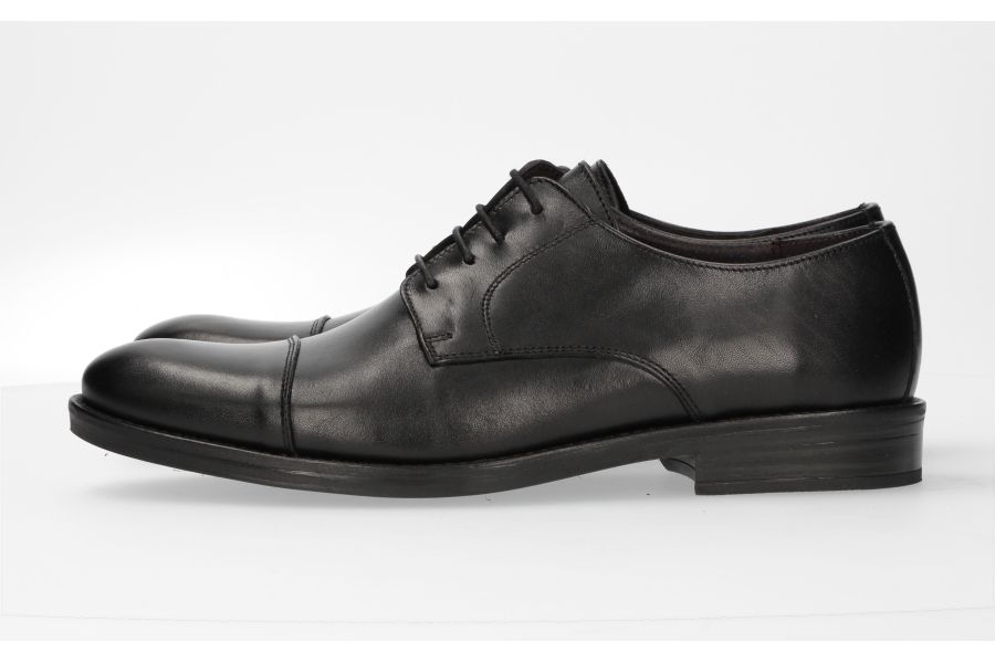 Black Lace-Up Blucher