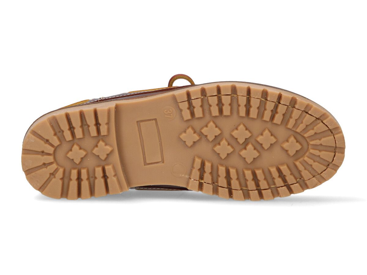 Leather Boat Shoe with Light Sole