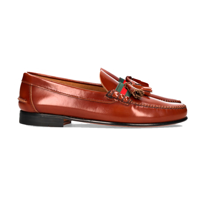 MOCASSINS EN CUIR AVEC POMPONS ET BANDE VERTE-ROUGE-VERTE EN CUIR