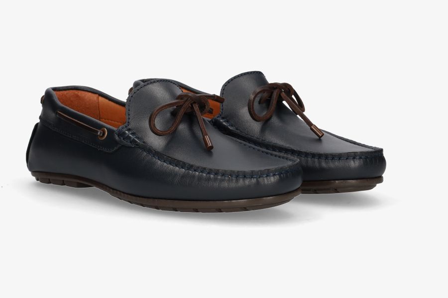 Navy leather bow moccasin