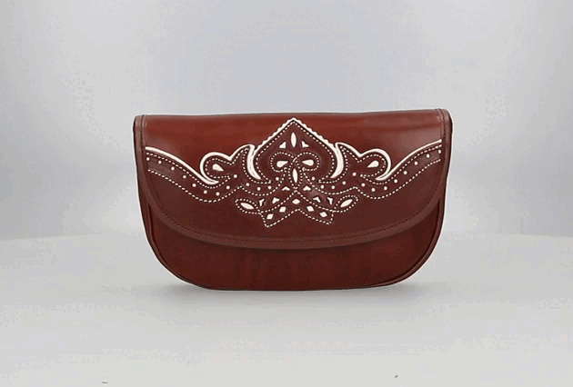 Rociero leather bag with white thread decoration Valverde del Camino