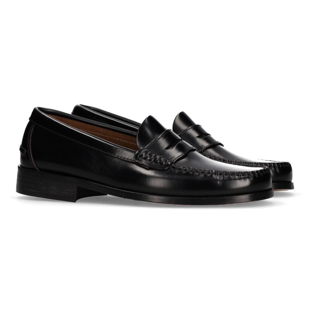 Mocasín con Antifaz Negro