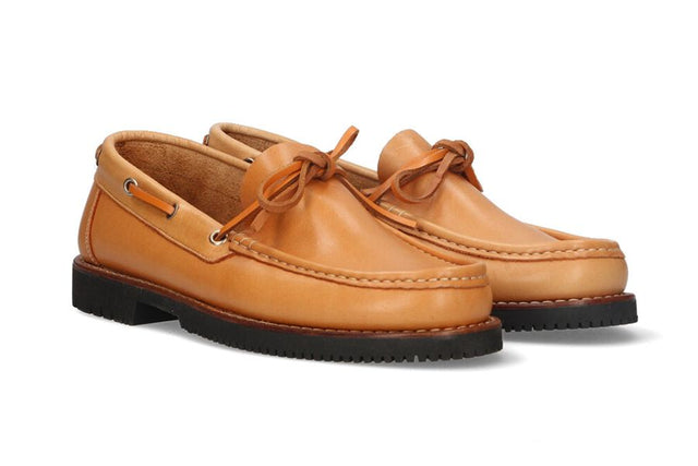 Mocasin con lazos natural