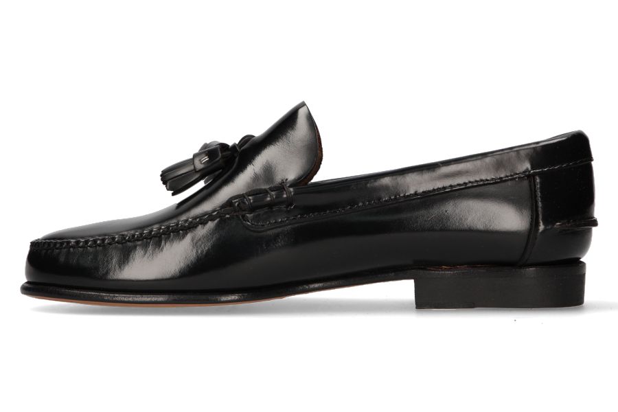 Black Cairel Moccasin