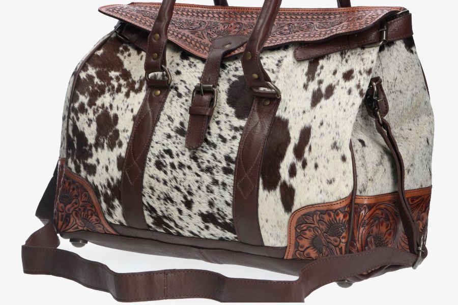 Berrendo Travel Bag with Clasp