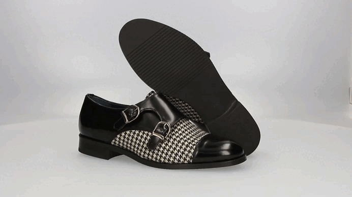 Two Buckles Antik Black-Black Houndstooth Top