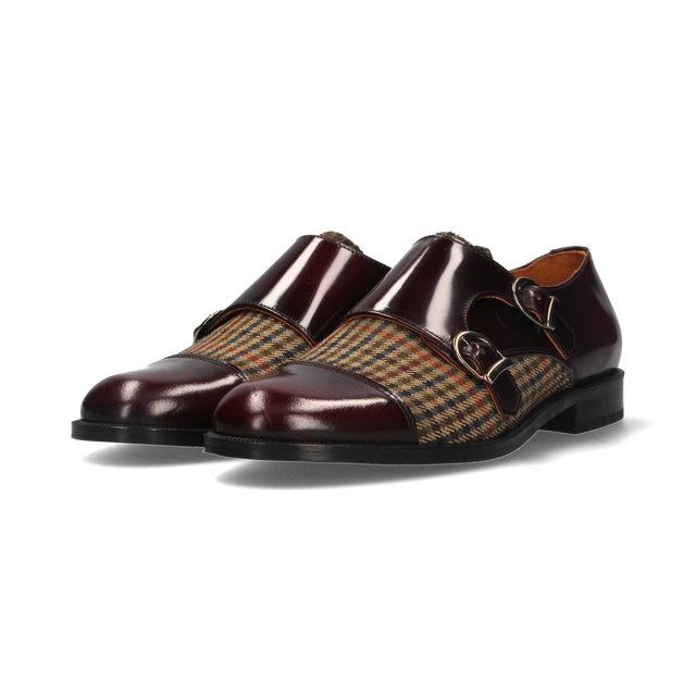 Two Buckles Antique Burgundy-Houndstooth Tuft