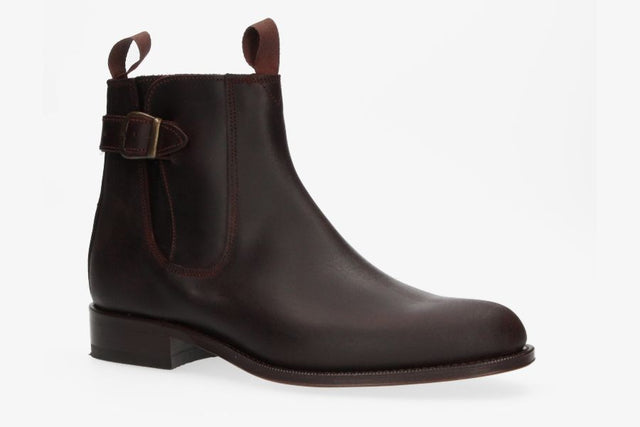 Short boot with gusset and buckle in chestnut calf Valverde del Camino
