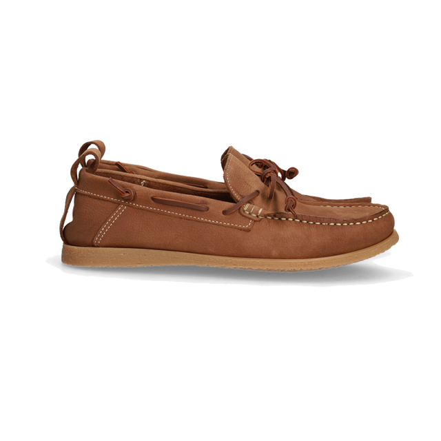 Cuir nubuck nautique caramel au sol
