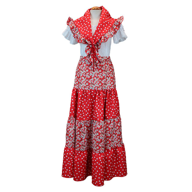 Conjunto Amapola En Rojo Combinada con Flores