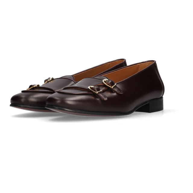 Mocasín Doble Hebilla Burdeos