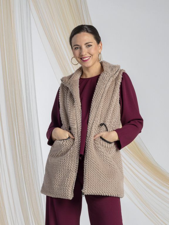Beige Fur Vest with Dark Zipper