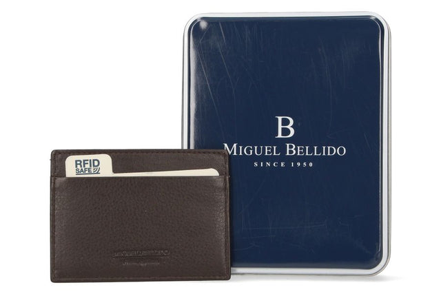 Tarjetero Sencillo de Piel Marrón