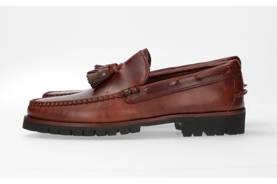 Mocasín Borlas Marrón