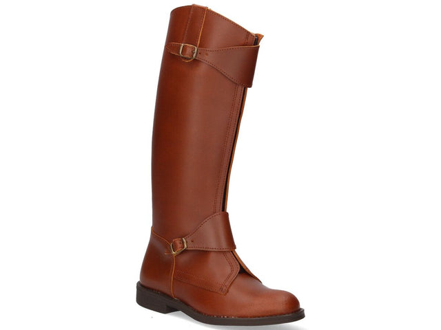 Old leather polo riding boot Valverde del Camino