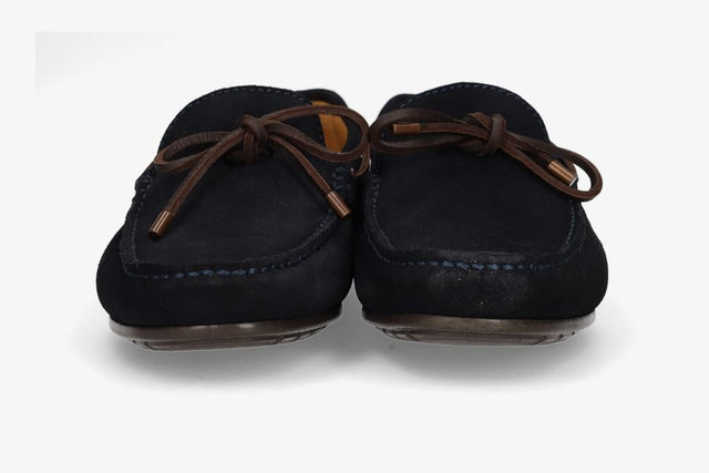 Navy nubuck bow moccasin