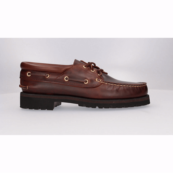 Chaussure bateau en cuir