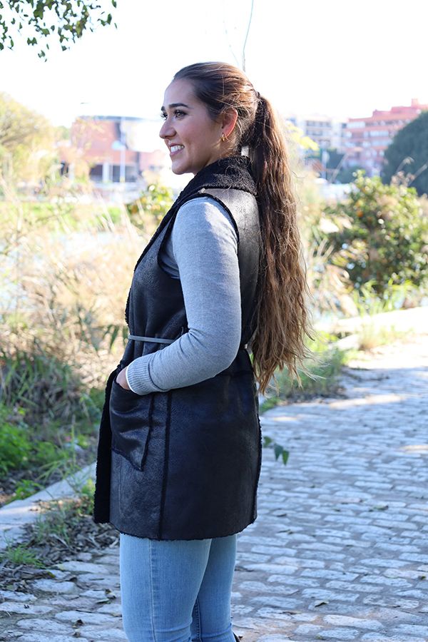 Black Vest with Thin Belt Ornament