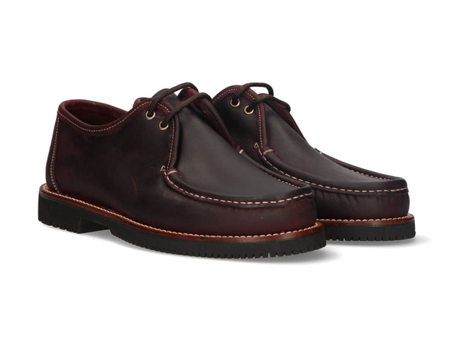 Mocasin con cordones burdeos