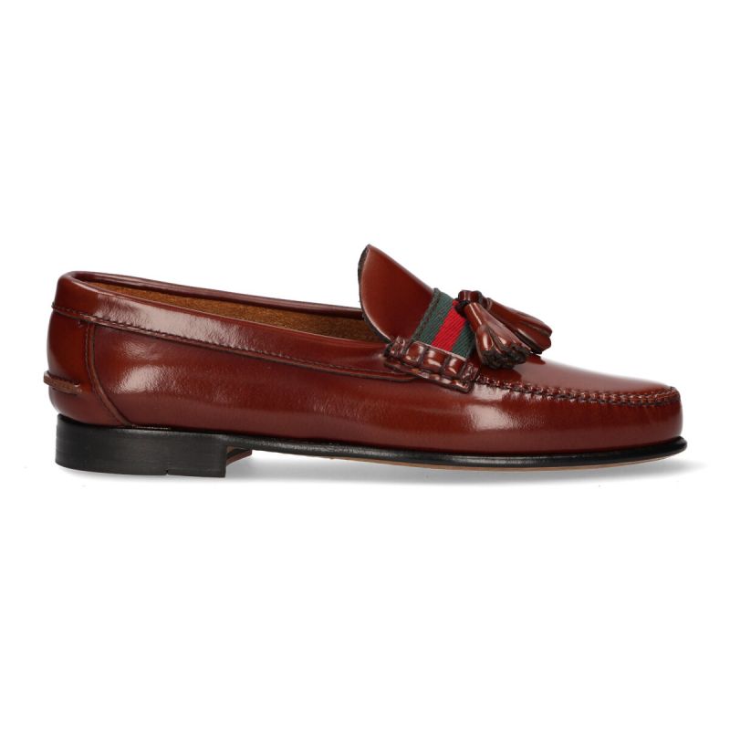 Gucci Leather Tassel Loafer with Embellishment