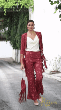 CHAQUETA AMOROSA MAQUILLAJE