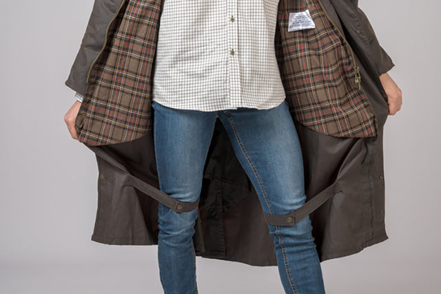 Chaqueta Encerada con gorro marron