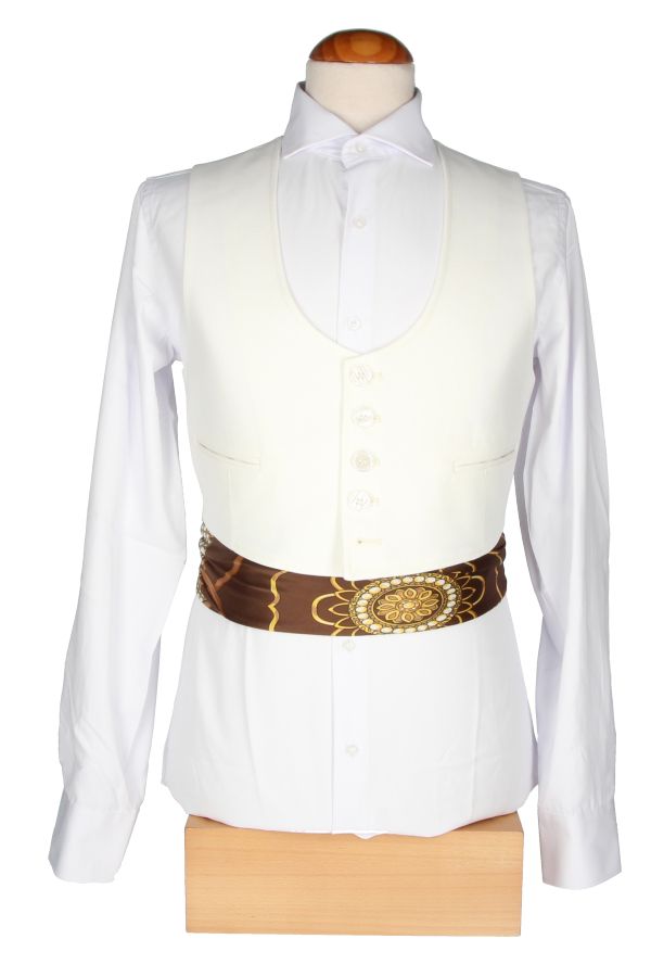 Chaqueta y Chalequillo Blanco Roto