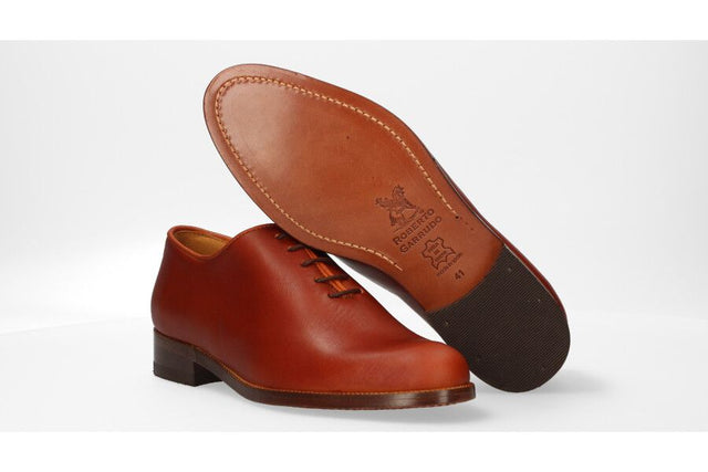 Calfskin Gaiter Shoe Hazelnut Valverde del Camino