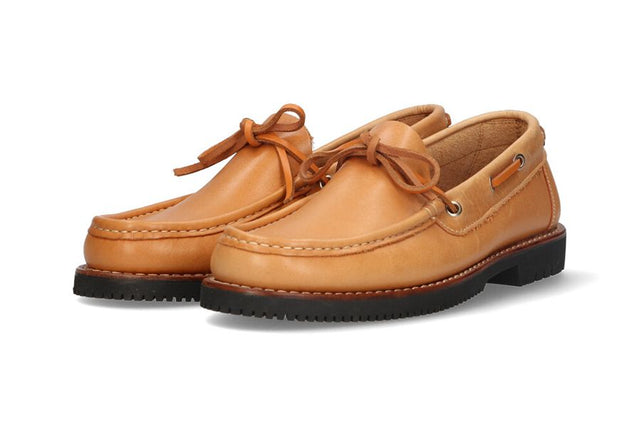 Mocasin con lazos natural