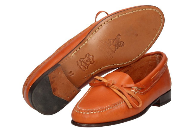 Women's Leather Bow Moccasin