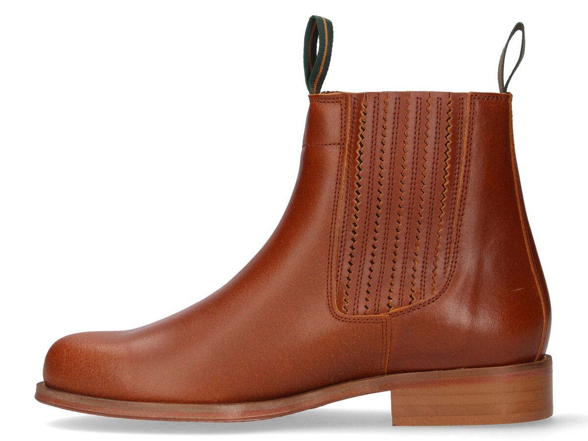 Valverde del Camino short boot with pleated gussets