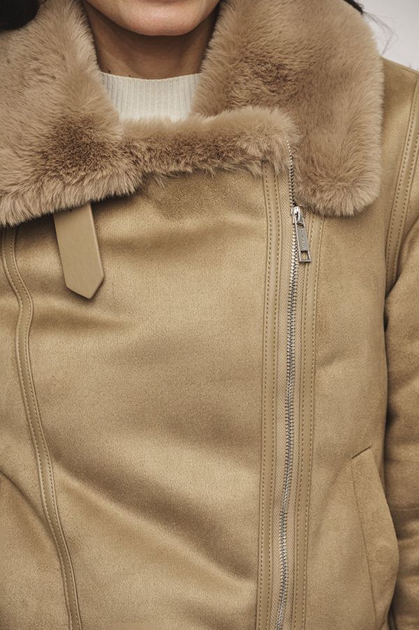 SAND SHEARLING JACKET