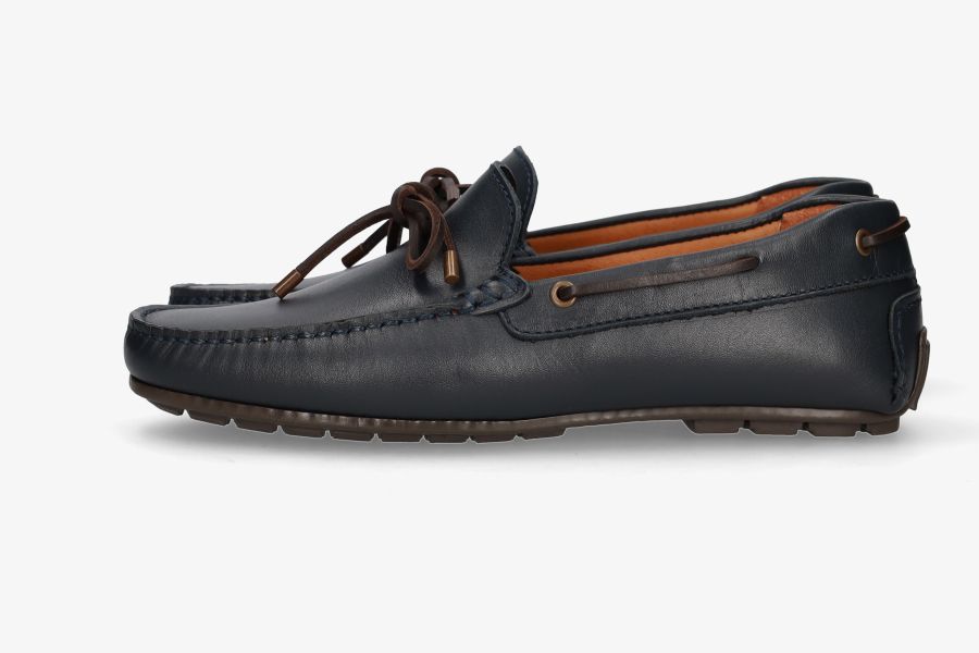 Navy leather bow moccasin