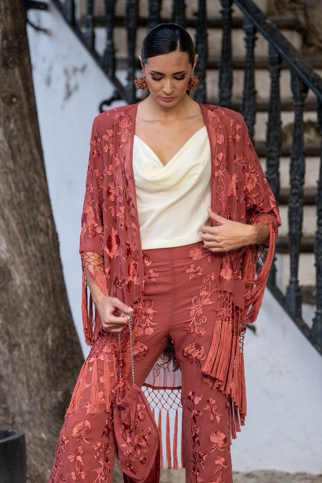 CHAQUETA AMOROSA MAQUILLAJE