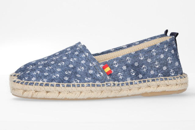 Camping Estampado Timon y Ancla Fondo Azul