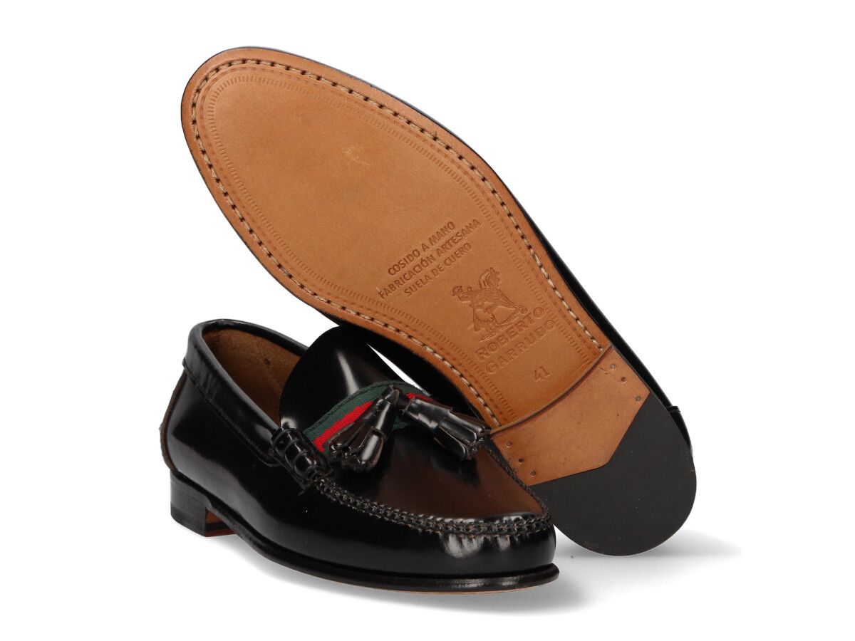 Black Tassel Loafer with Gucci Embellishment