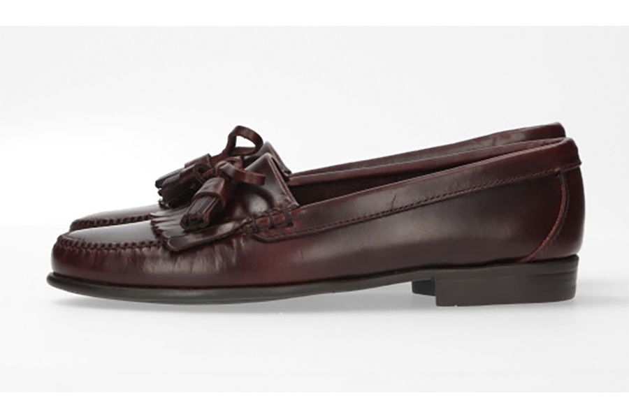 Brown Fringed Shoe with Bow and Tassels