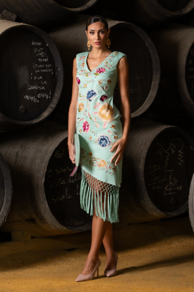 VESTIDO BORDADO VERDE AGUA