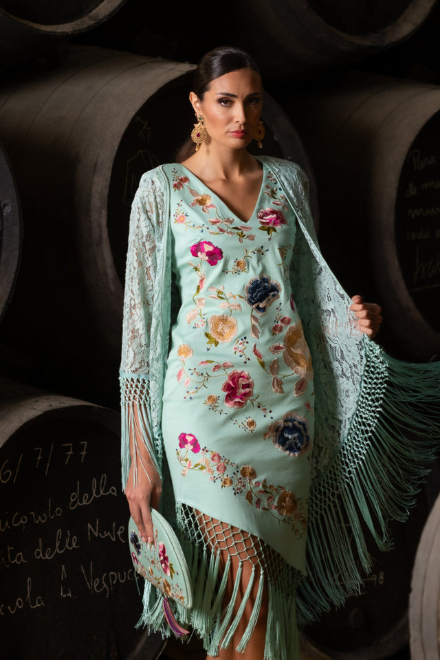 VESTIDO BORDADO VERDE AGUA