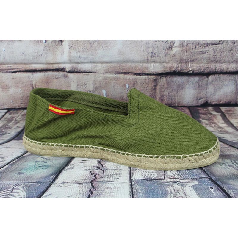 Esparto loafer in khaki with flag of Spain motif