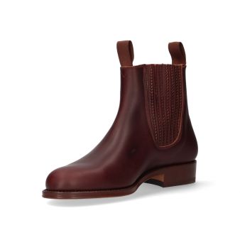 Short boot with pleated gusset in chestnut colour Valverde del Camino