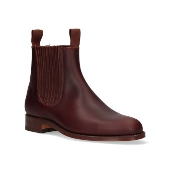Short boot with pleated gusset in chestnut colour Valverde del Camino