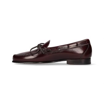 Sirak bow moccasin