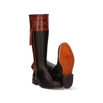 Riding boots chestnut band