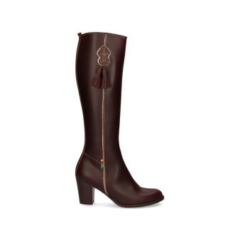 Cowboy boot with heel and...