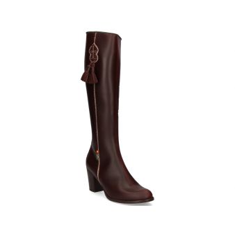 Bota campera con tacón y borlas Valverde del Camino
