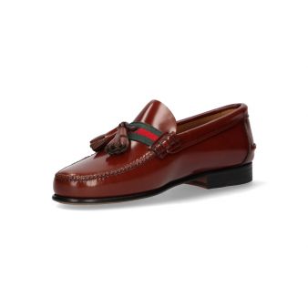 Leather tasseled moccasin with Gucci embellishment